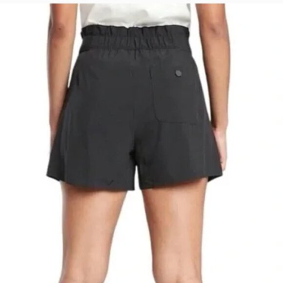 Athleta Skyline Short II Size 4 - Picture 2 of 6